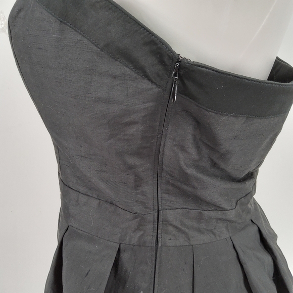 TED BAKER SILK STRAPLESS FIT AND FLARE DRESS SIZE 4 - Picture 5 of 9